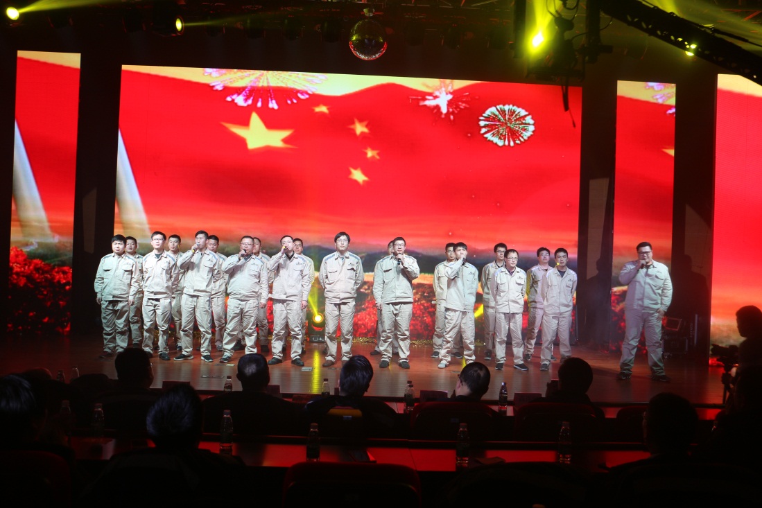 上半年-04不忘初心，砥砺前行－上海建工钢构年会暨颁奖盛典-20180228111408_46093